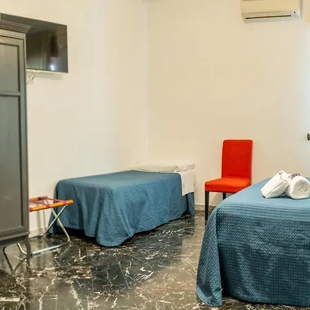 招待所 戴安娜住宿酒店