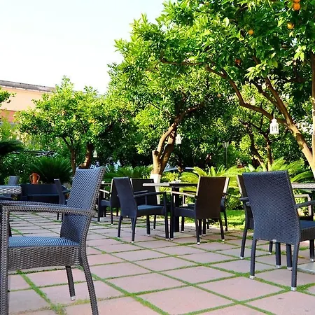 戴安娜住宿酒店